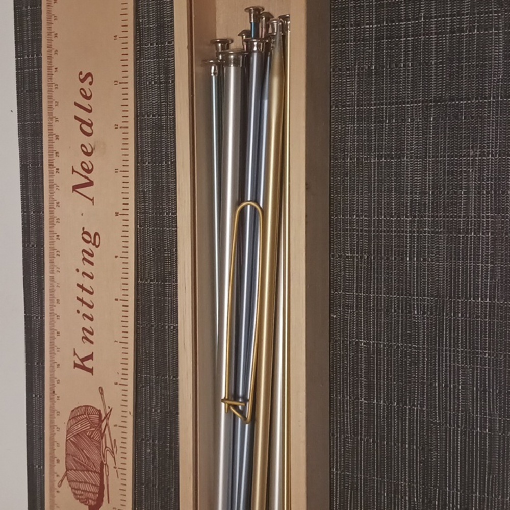 Knitting Needles Set in Wood Storage Box - Picture 3 of 5